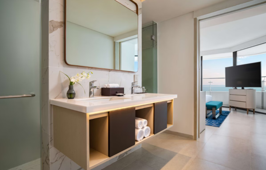 Family Room – Ocean View