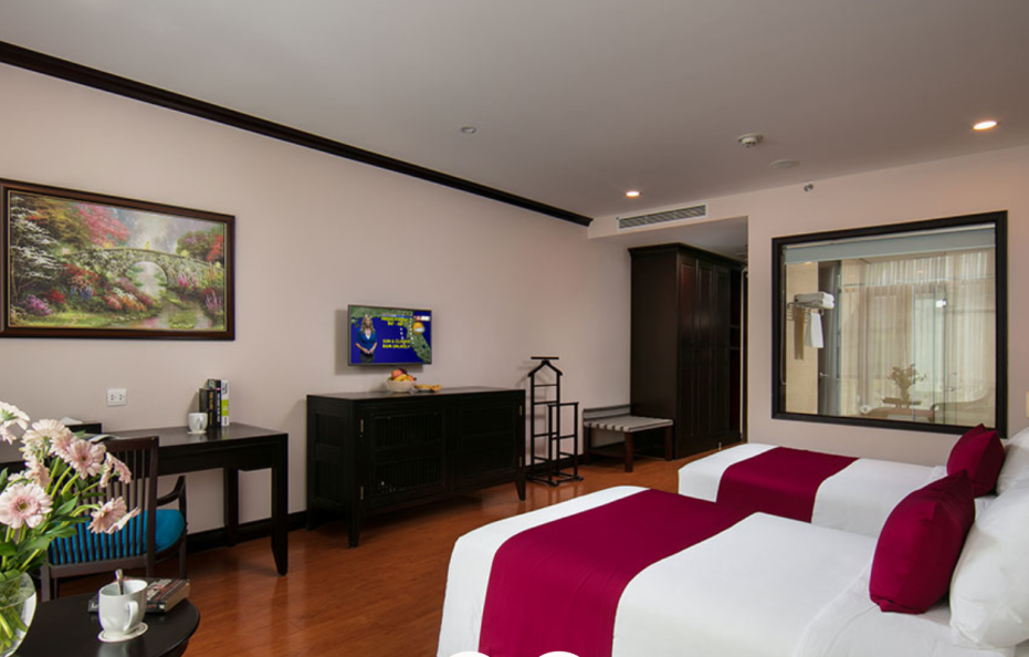 Family Deluxe Golf View