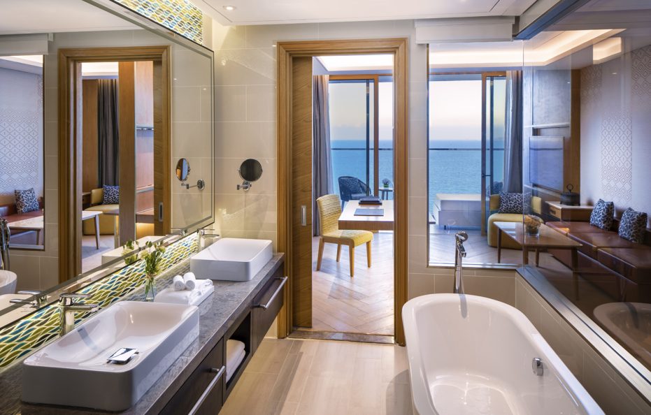 Seaview Junior Suite King