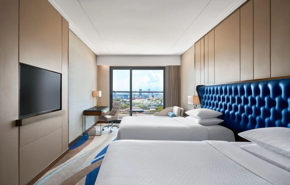 Panoramic King Ocean View