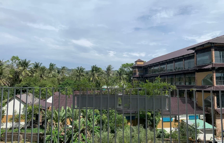 Deluxe Mountain View