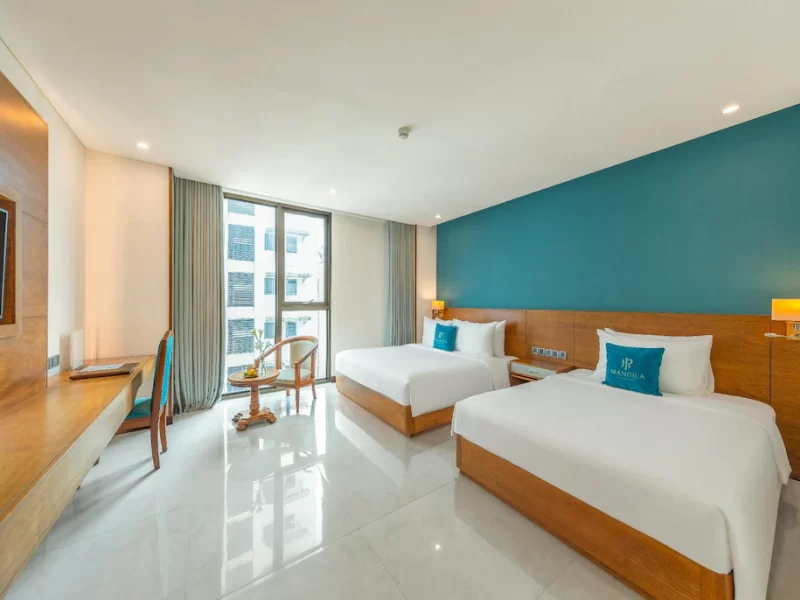 Deluxe Partial Oceanview Triple Room