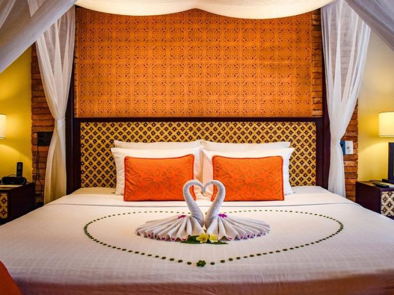 Bungalow Garden/Pool View