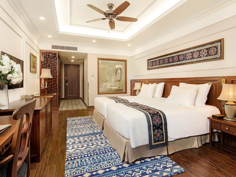 Classic Mountain View