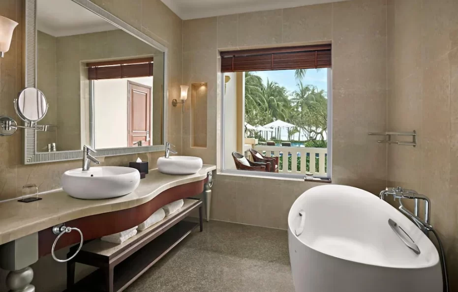 Deluxe Room with Garden View