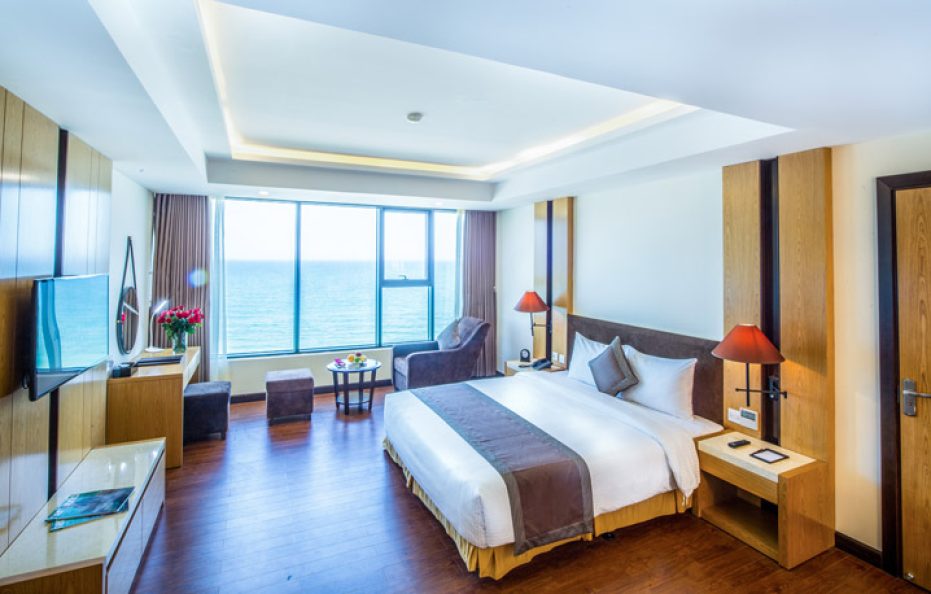 Deluxe Room with Ocean View