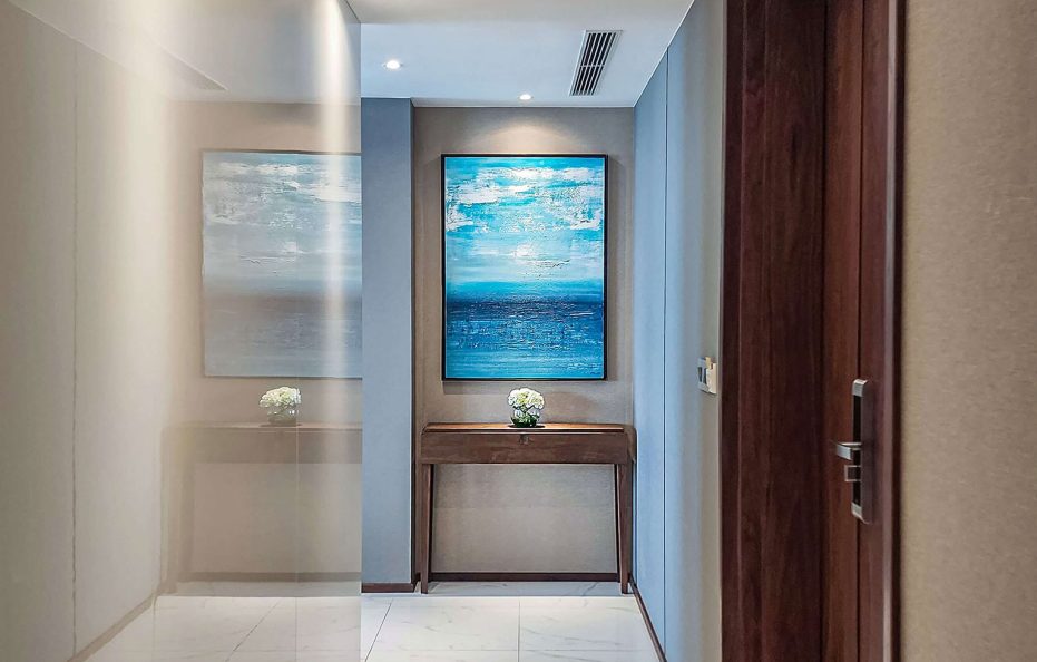 Executive Suite with Cityview
