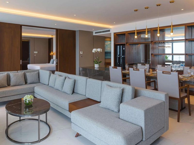 Executive Suite with Cityview
