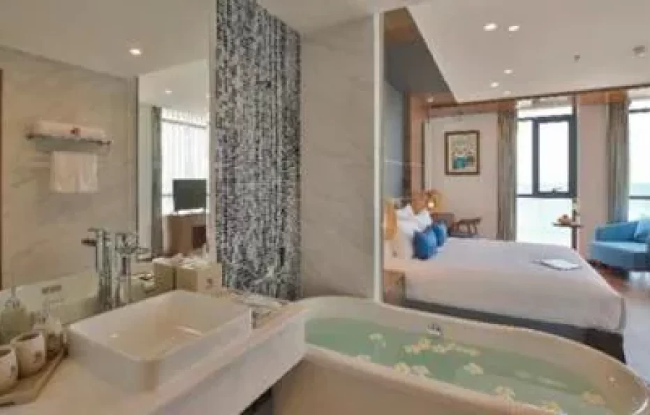 Beach Front One Bedroom Apartment