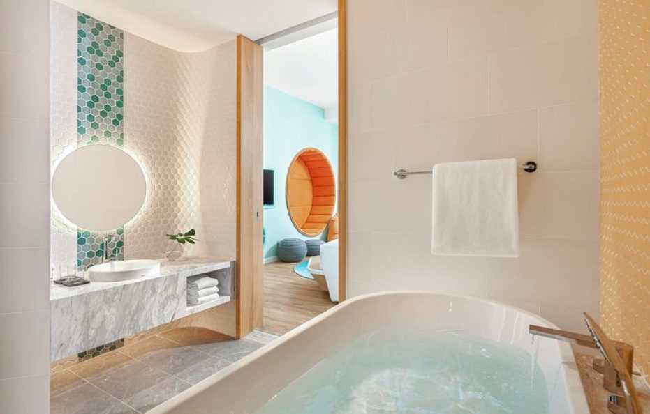 2 Bedrooms Suite Ocean View