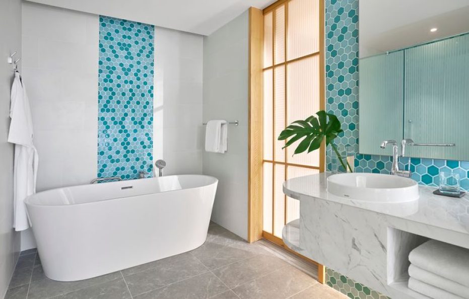 1 King 1 Bunk Family Suite Forest View