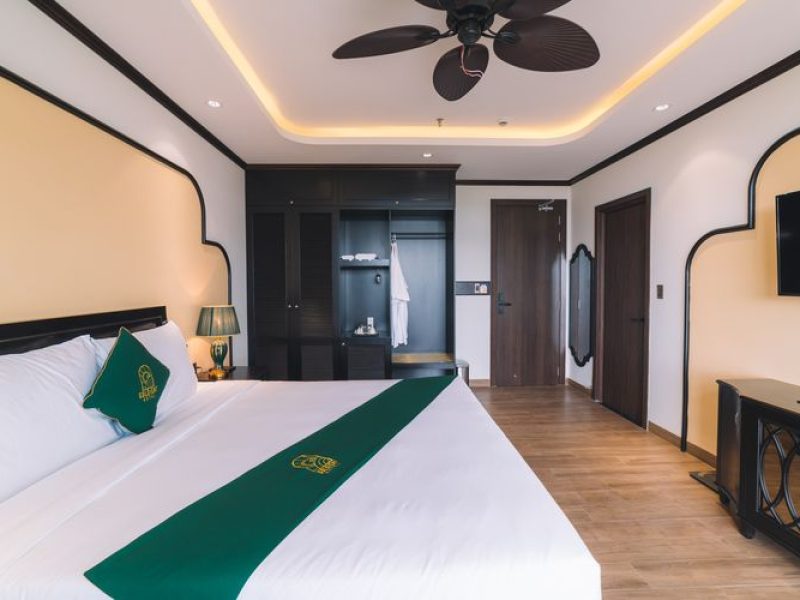 Superior Corner Double