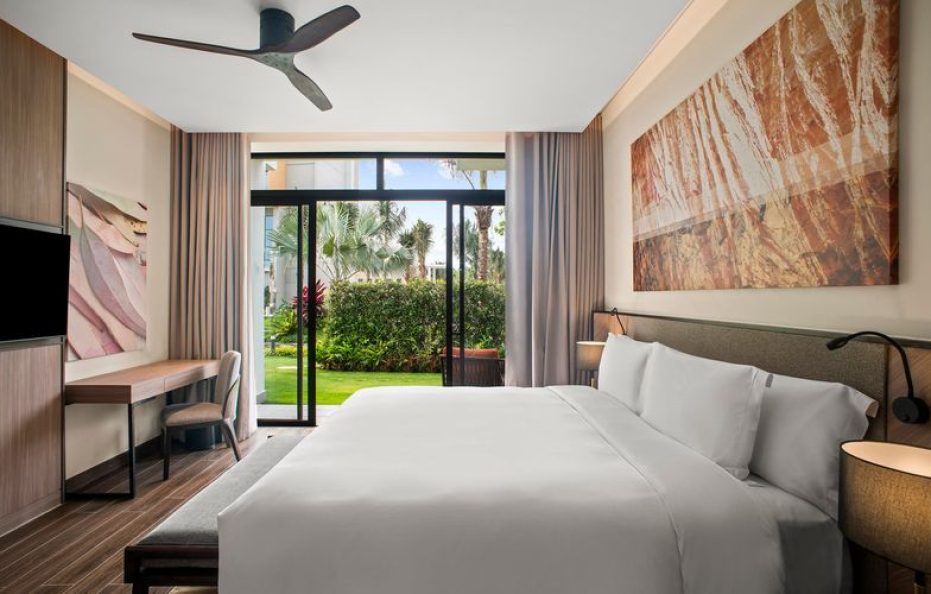 Two Bedroom Pool Suite – 1K + 1T