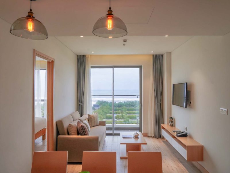 Three Bedroom Bliss Sunlit Suites