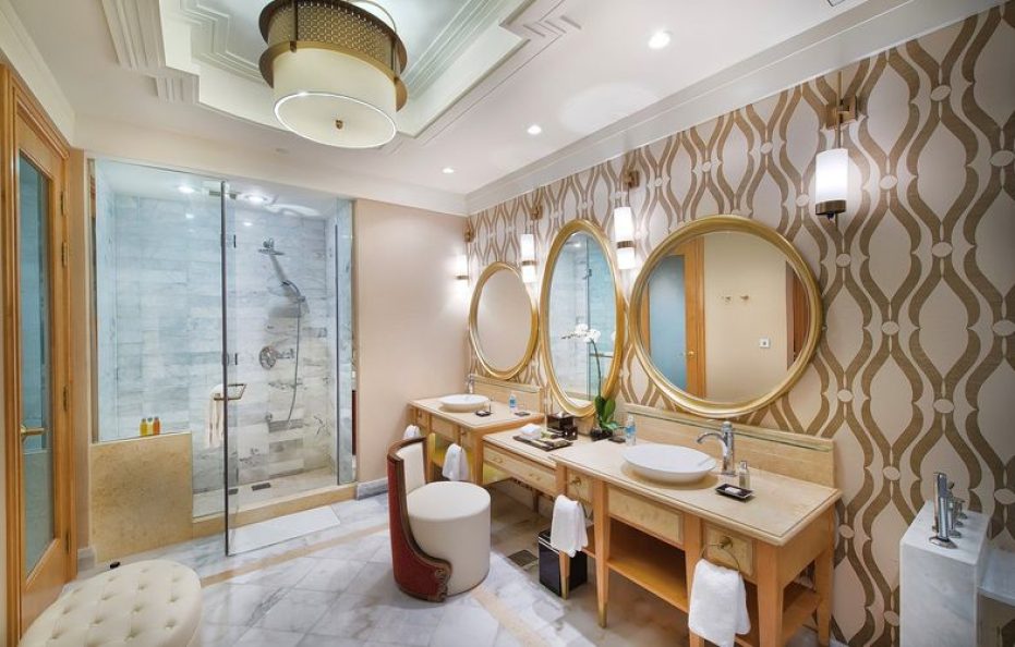 1 King 1 Bedroom Suite Ocean View