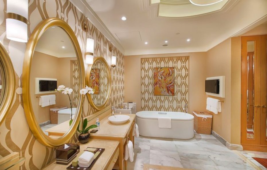 1 King 1 Bedroom Suite Ocean View