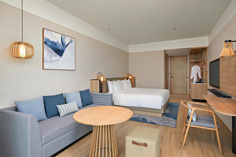 Standard Room Bay View (King Bed)