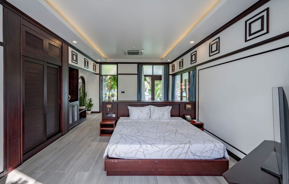 Premium Bungalow Pool View