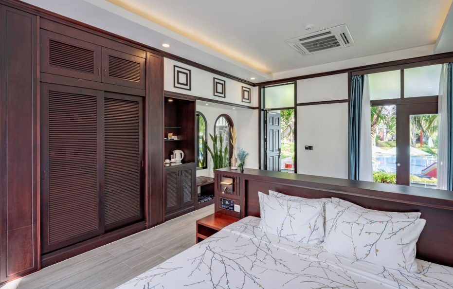 Premium Bungalow Pool View