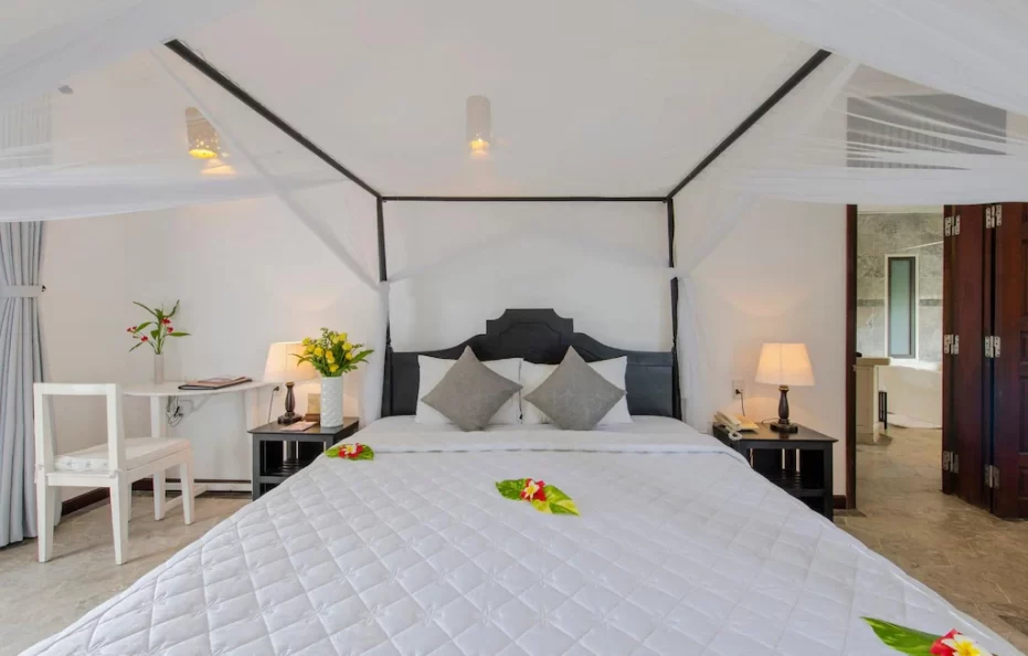 Family Grand Deluxe Connecting Room