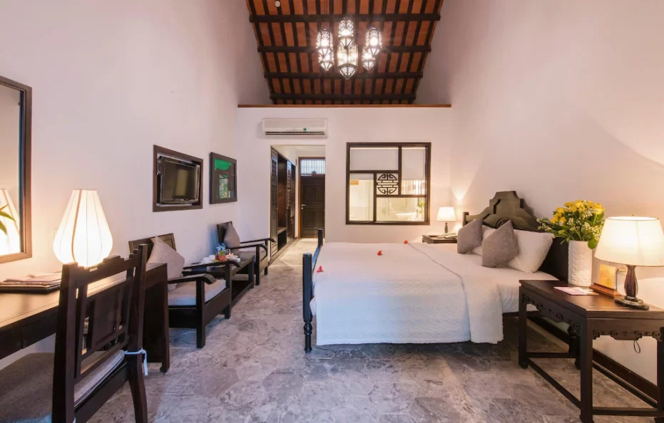 Deluxe Room with Pool & Garden View