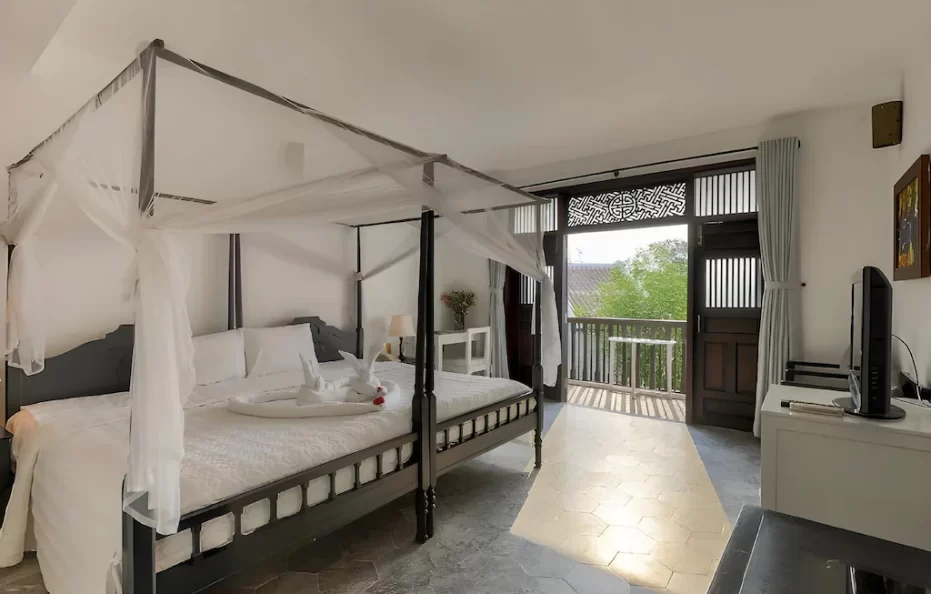 Family Superior Connecting Room