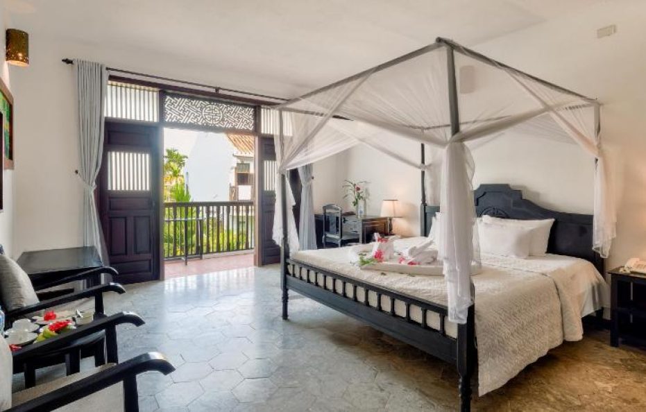 Family Grand Deluxe Connecting Room