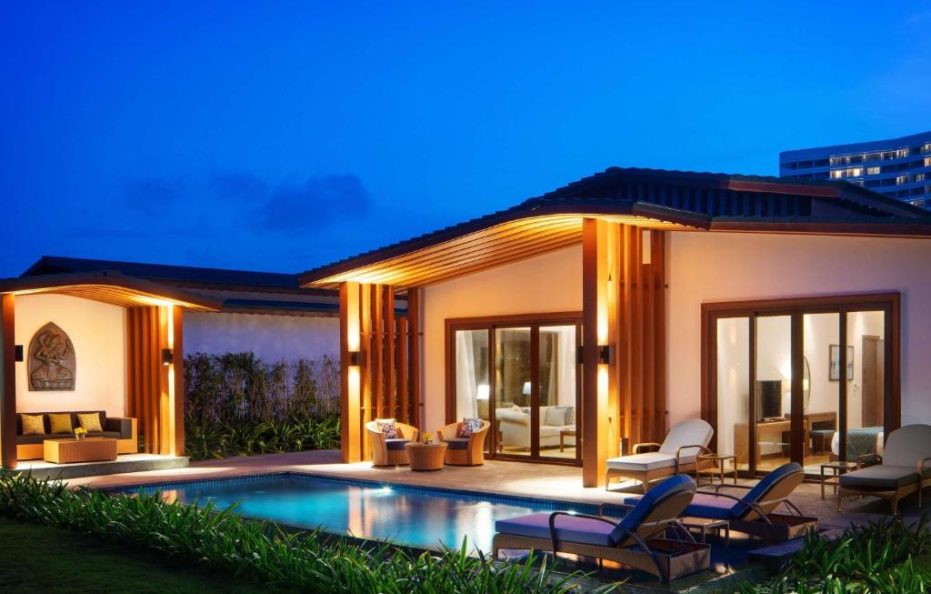 Beachfront 3-Bedroom Pool Villa