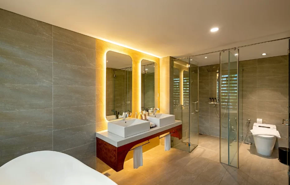 Saga Signature with Private Garden