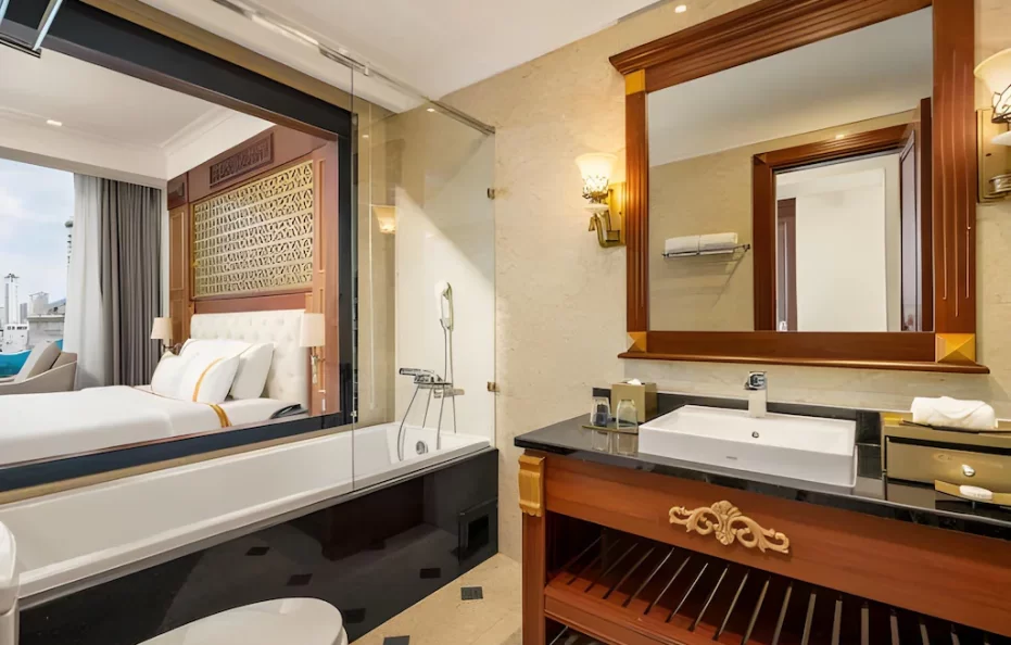 Deluxe Double Partial Ocean View