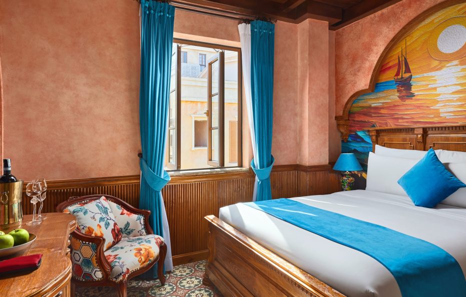 Caeli Amoris, City View, 1 Queen Bed with Window