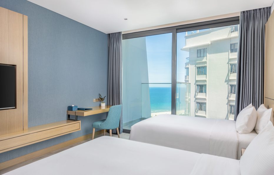 Triple Room Partial Sea View