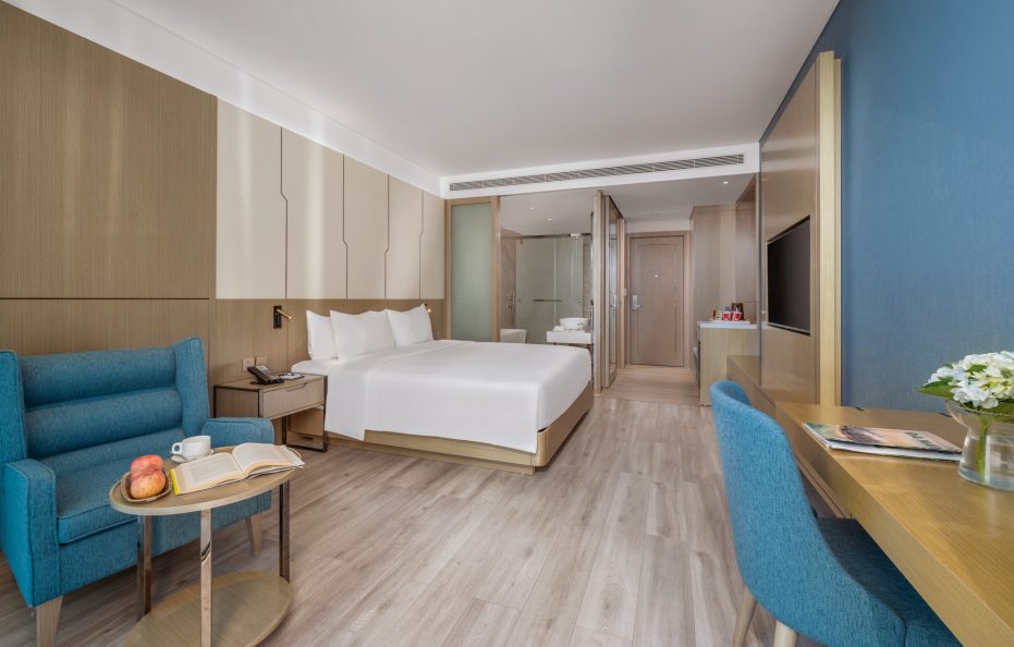 Premier Deluxe Partial Sea View