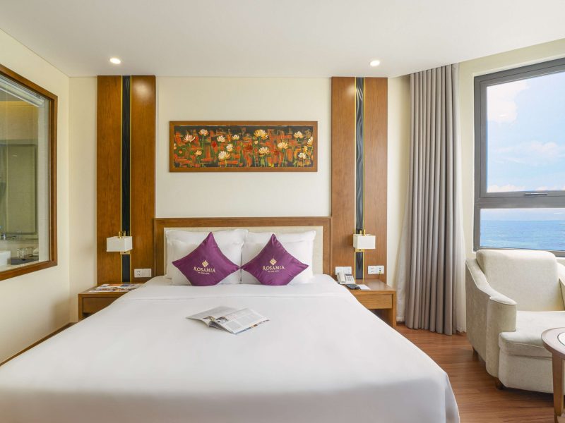 Deluxe Partial Ocean View Twin/Double