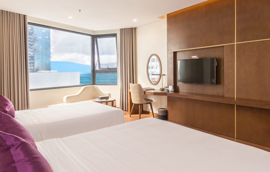 Grand Partial Ocean View Triple