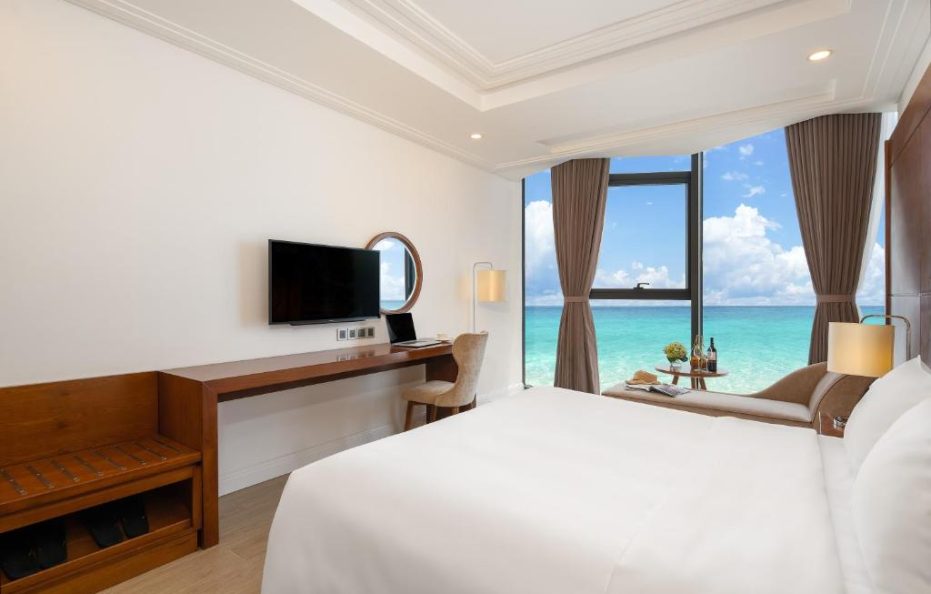Seafront Premier Room