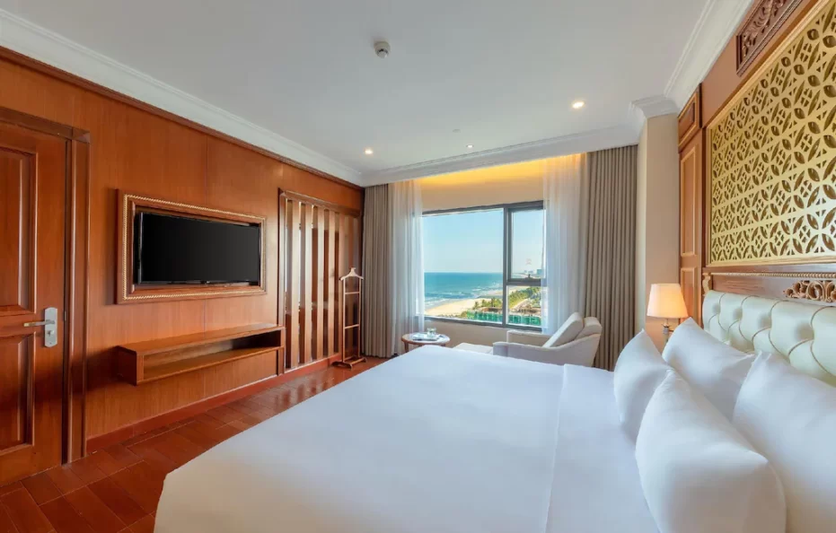 Executive Suite Ocean Front