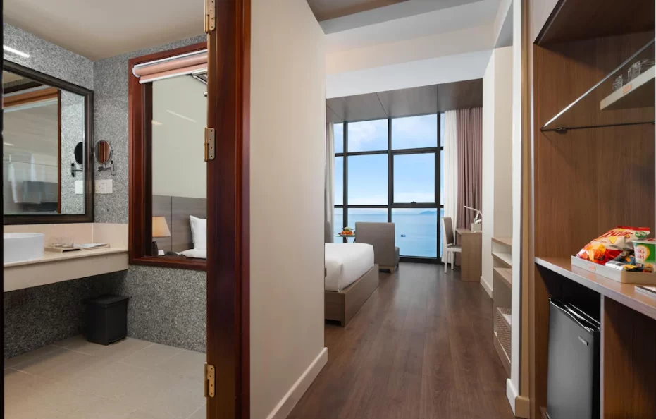 Superior Ocean View Double/Twin