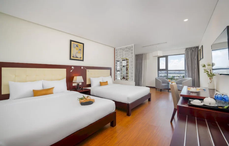 Deluxe Triple Room with Ocean & City View