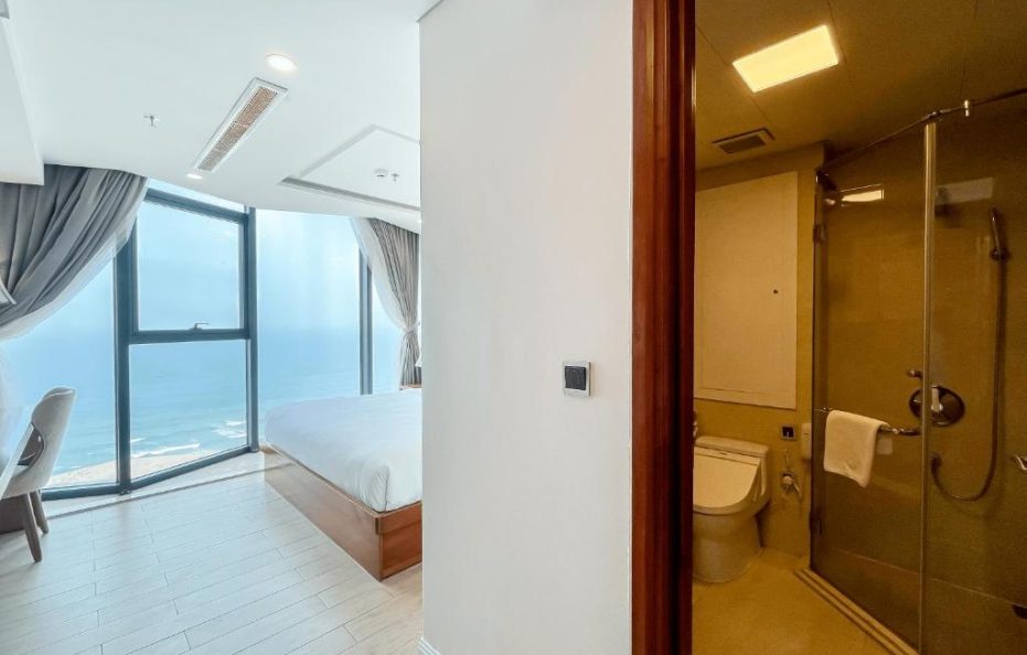 Seafront Two Bedroom Apartment