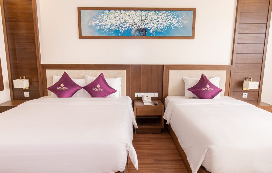 Deluxe Partial Ocean View Family