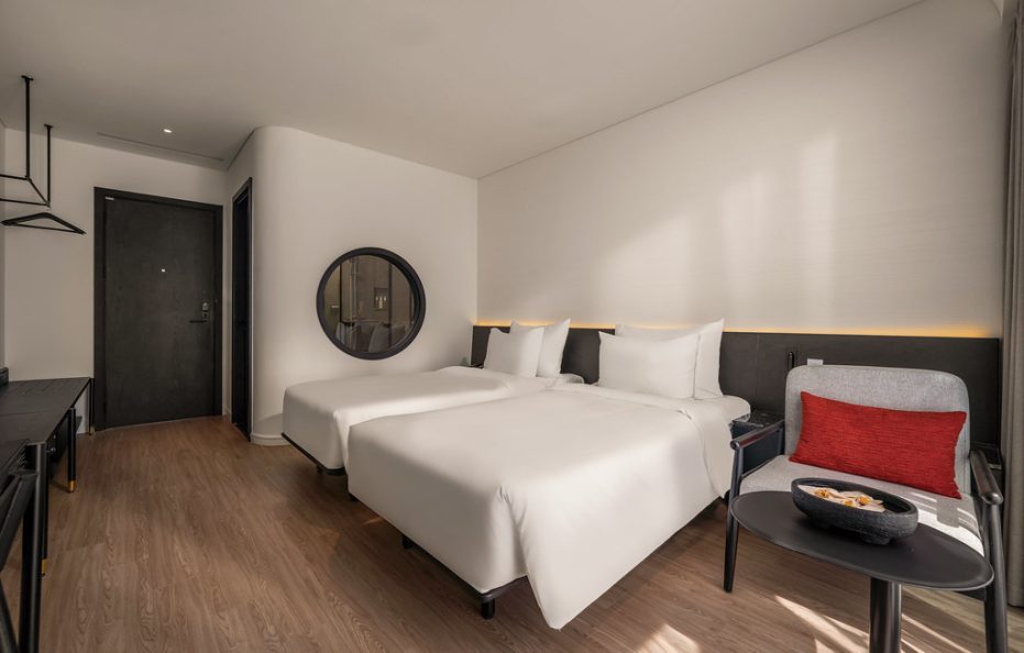 King Room River Front