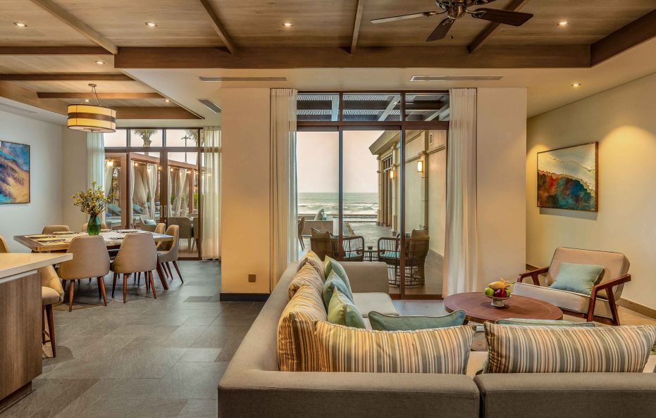 Five Bedroom Beachfront Pool Villa