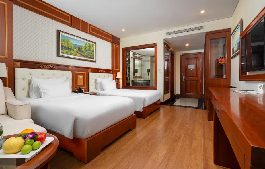 Deluxe Twin Partial Ocean View