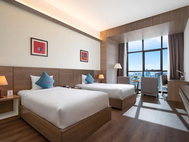 Superior City View Twin