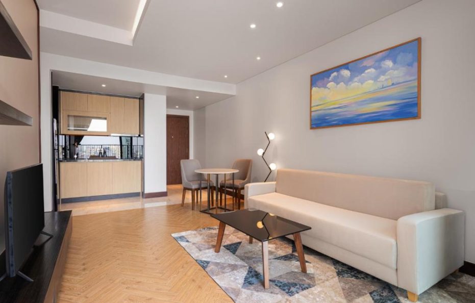 1BR Family Suite City View