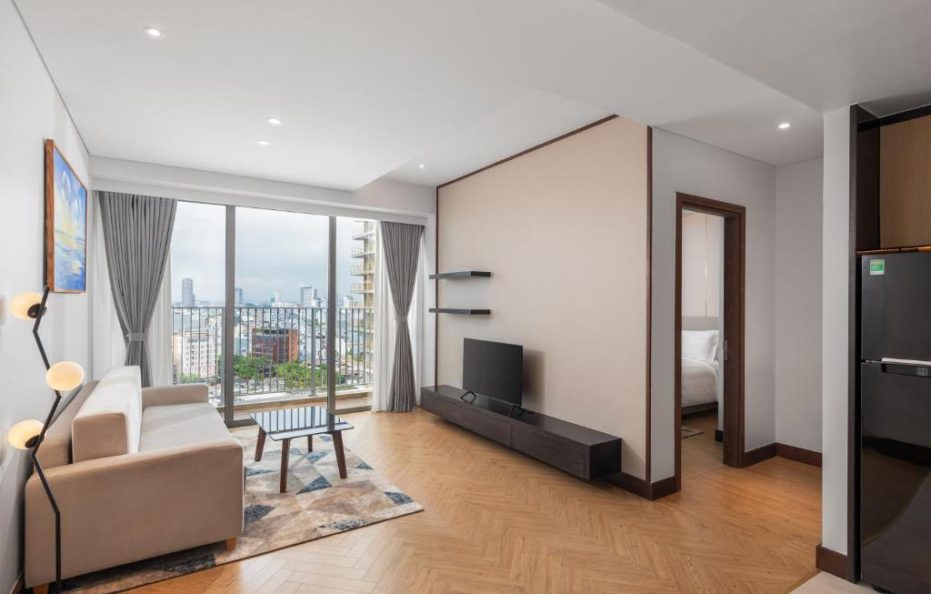 1BR Deluxe Family Suite Partial Ocean View