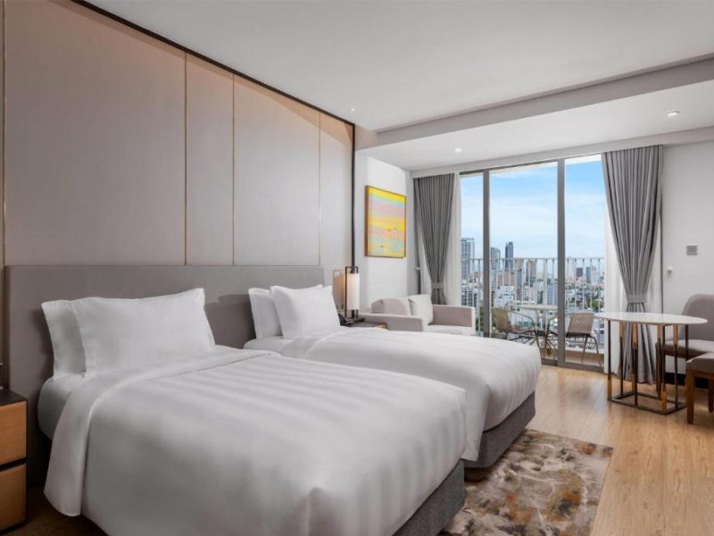 Deluxe Studio City View