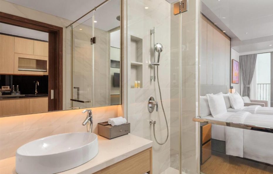 Deluxe Studio City View