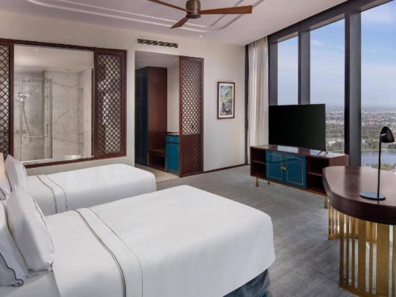 The Level Premium with View